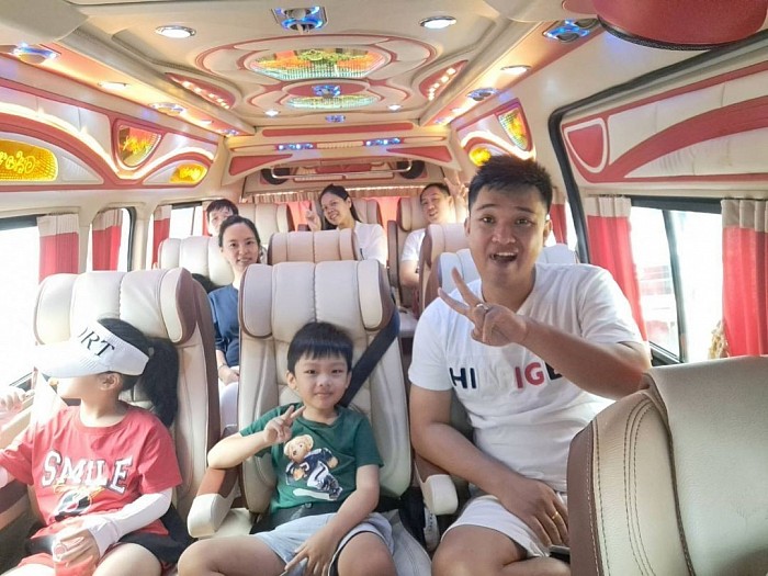 van rental with driver in bangkok